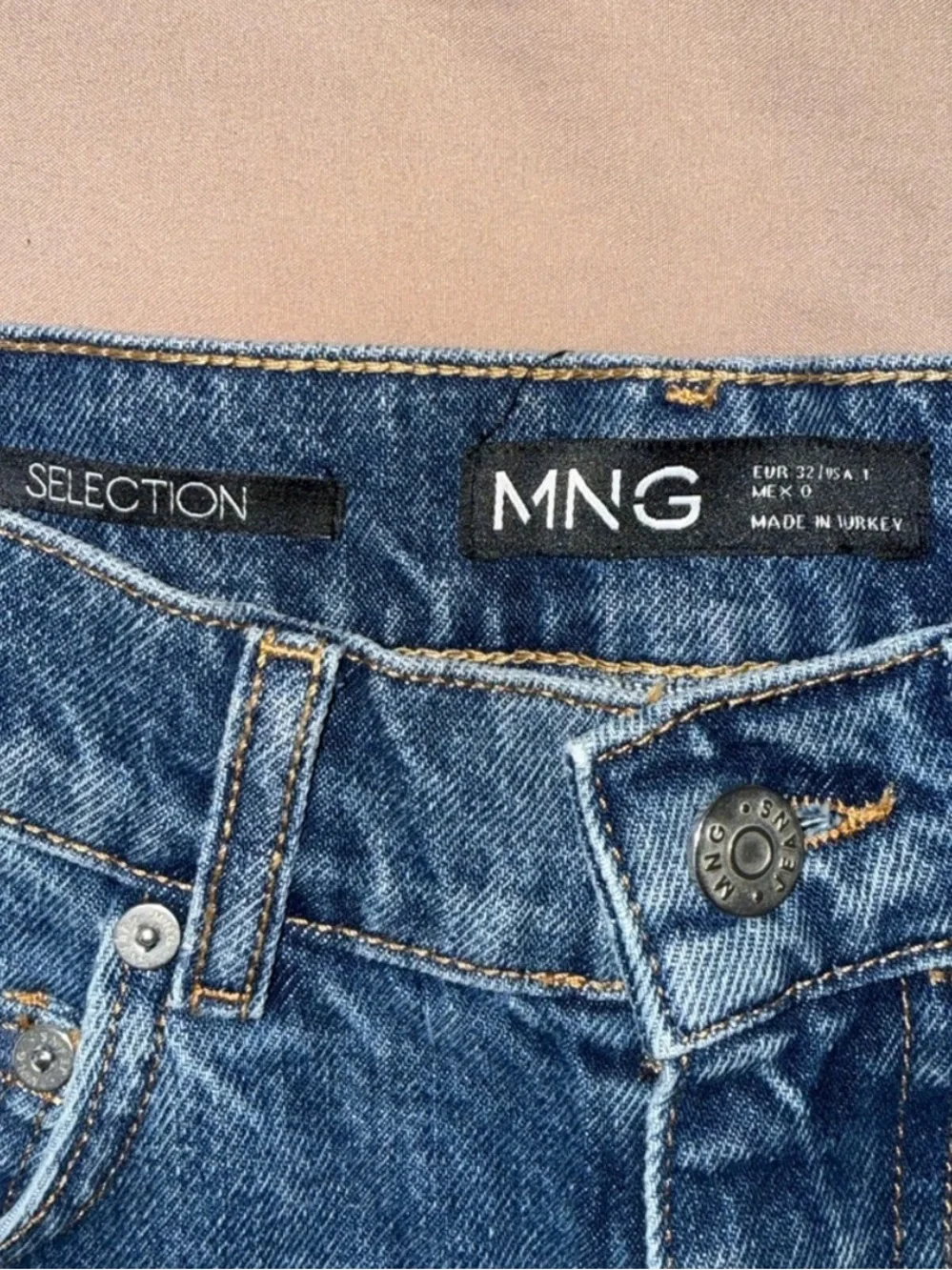 Mango High-Rise Flared Wide-Leg Jeans in Blue Denim - Picture 3 of 4